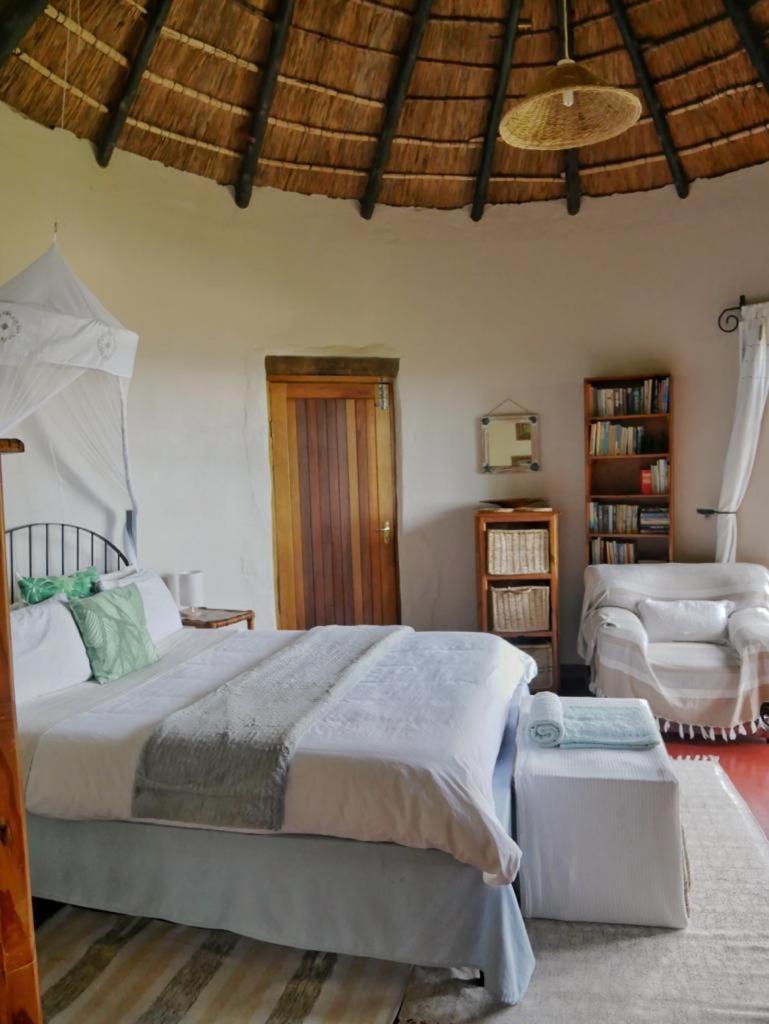 Delicious Monster Accommodation Port Saint John's Bagian luar foto